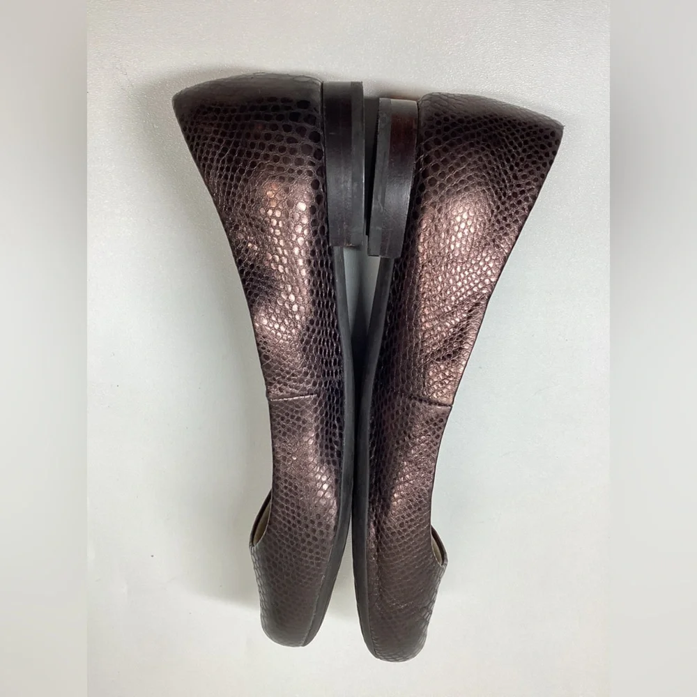 Rockport Metallic Brown Snake Pattern Flats - Picture 9 of 10